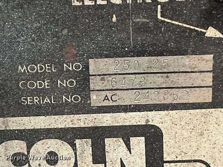 image for item MG9295 (3) Lincoln welders