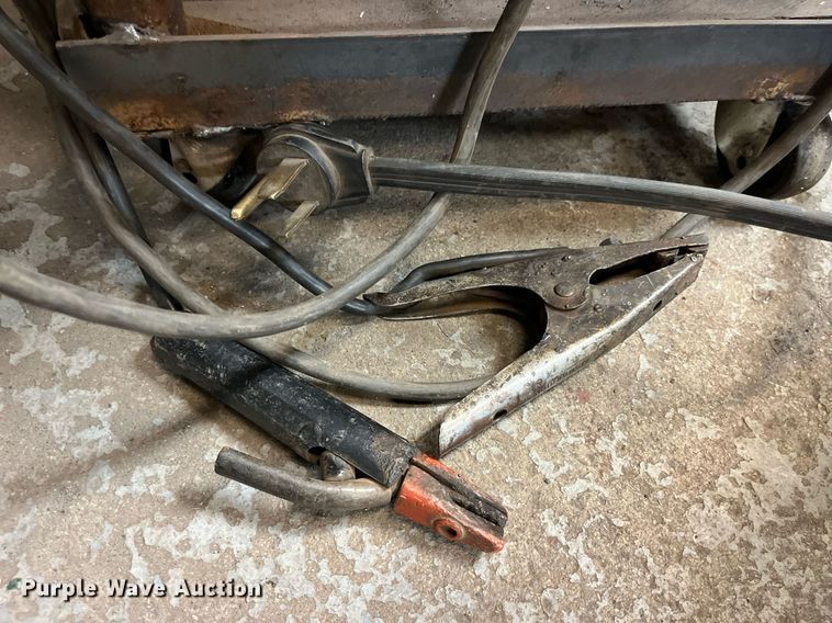 image for item MG9295 (3) Lincoln welders