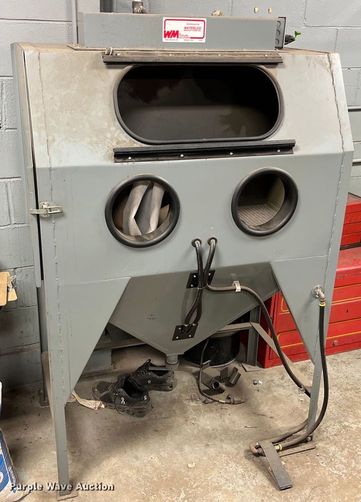 image for item MG9296 Waterloo  sand blaster