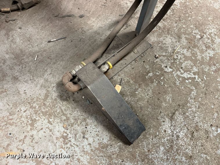 image for item MG9296 Waterloo  sand blaster