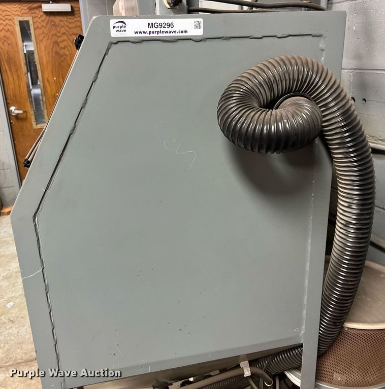 image for item MG9296 Waterloo  sand blaster