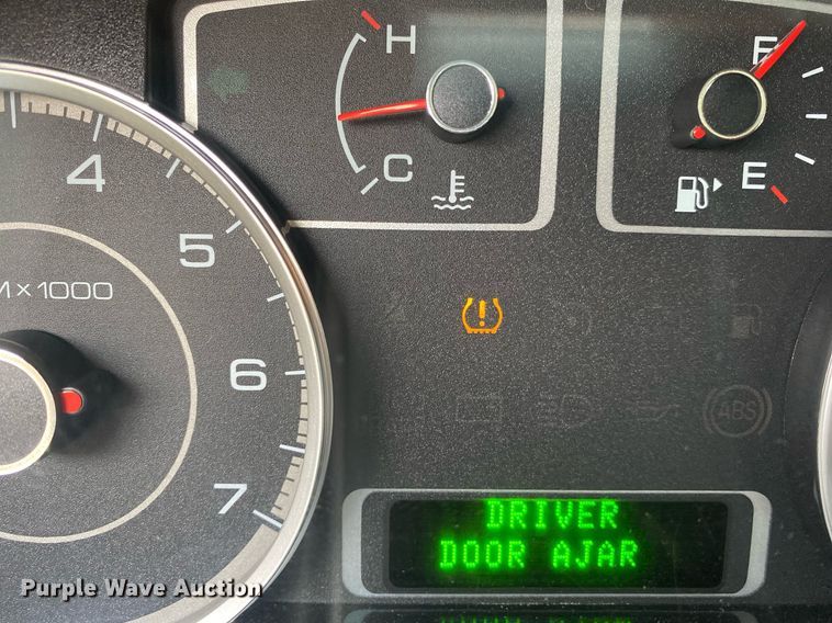 image for item MG9937 2008 Ford Taurus