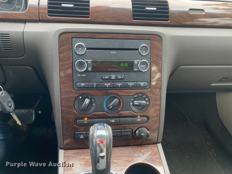 image for item MG9937 2008 Ford Taurus