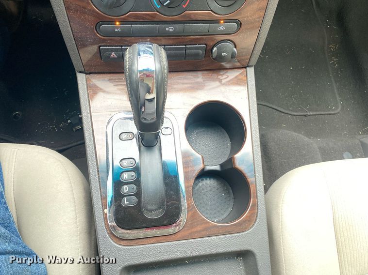 image for item MG9937 2008 Ford Taurus