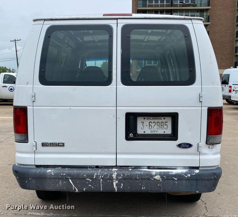 image for item MG9938 2007 Ford E150  van