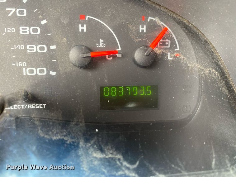 image for item MG9938 2007 Ford E150  van