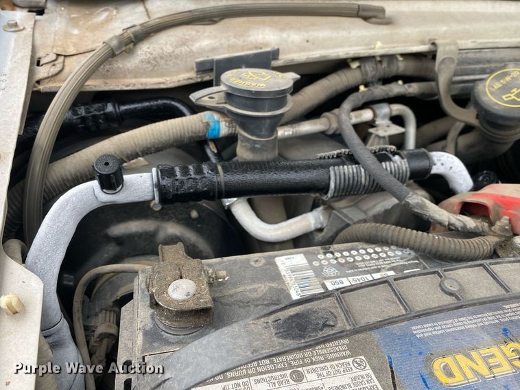 image for item MG9938 2007 Ford E150  van