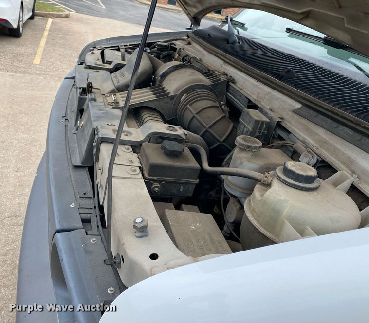 image for item MG9938 2007 Ford E150  van