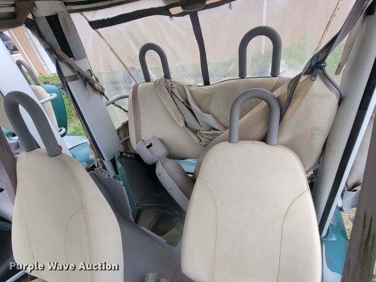 image for item ML9432 (3) 2002 Ford Think golf carts