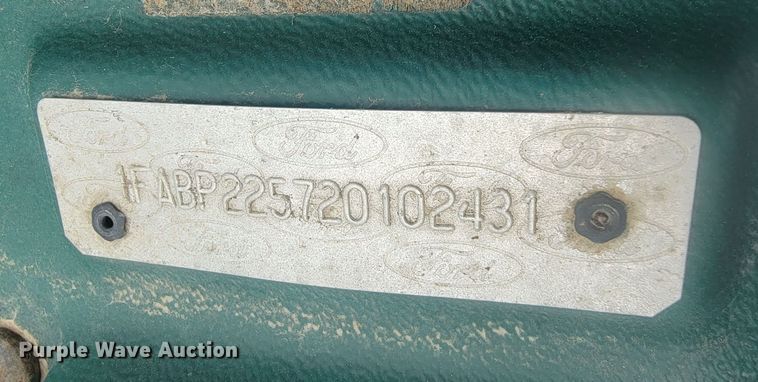 image for item ML9432 (3) 2002 Ford Think golf carts