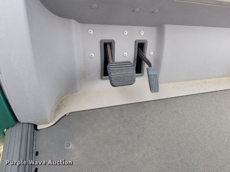 image for item ML9433 (2) 2002 Ford Think golf carts