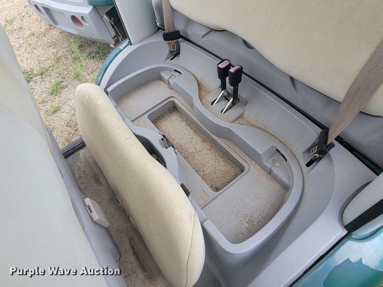 image for item ML9433 (2) 2002 Ford Think golf carts