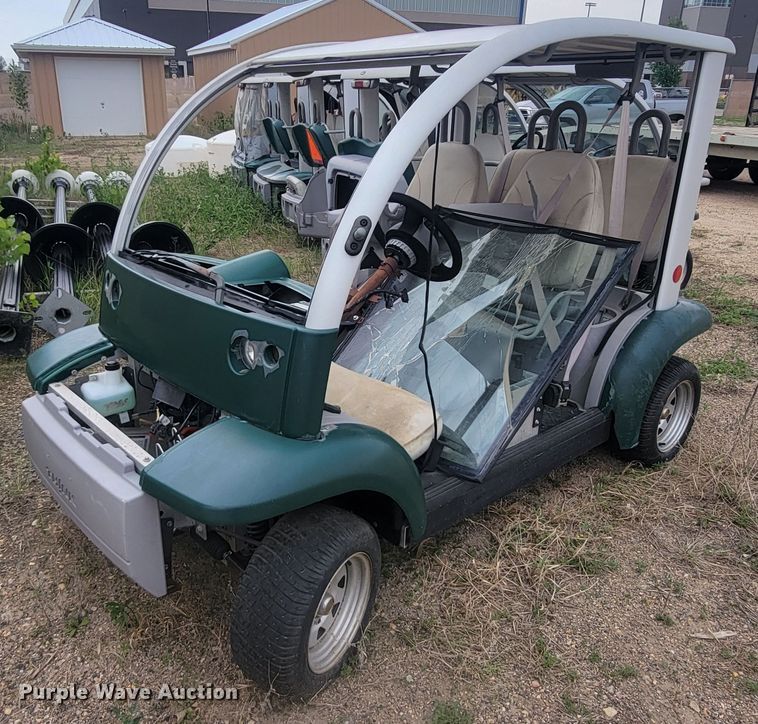 image for item ML9433 (2) 2002 Ford Think golf carts