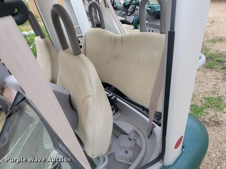 image for item ML9433 (2) 2002 Ford Think golf carts