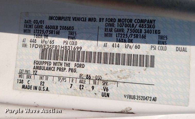 image for item MM9906 2001 Ford Econoline E350 Super Duty  ambulance