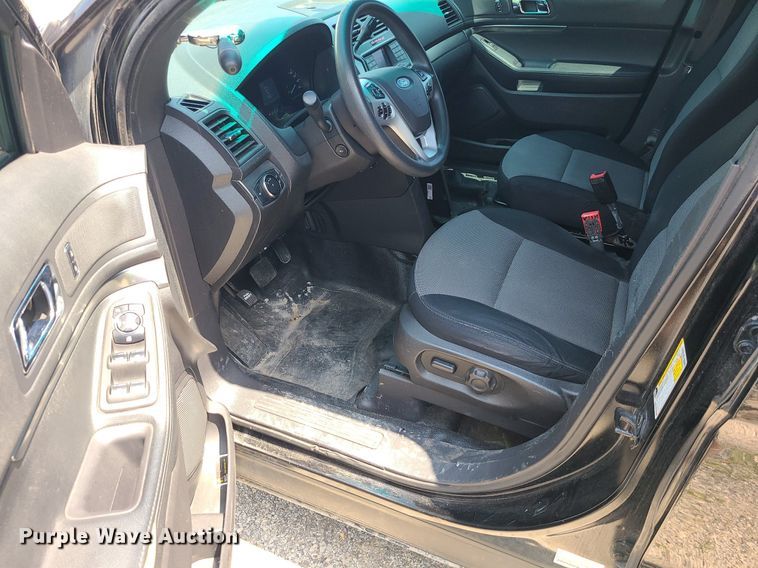 image for item MO9845 2014 Ford Explorer Police Interceptor  SUV