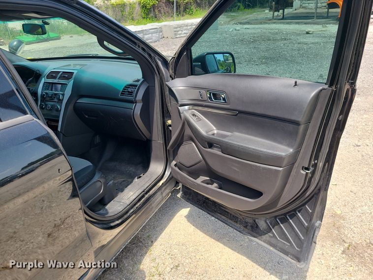 image for item MO9845 2014 Ford Explorer Police Interceptor  SUV