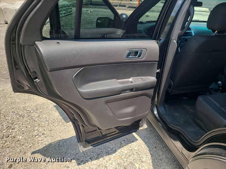 image for item MO9846 2015 Ford Explorer Police Interceptor  SUV