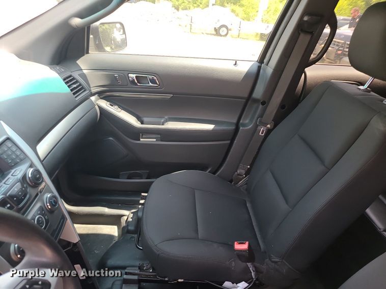 image for item MO9846 2015 Ford Explorer Police Interceptor  SUV