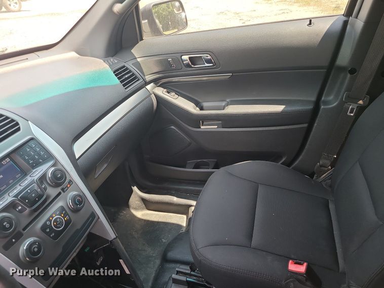 image for item MO9846 2015 Ford Explorer Police Interceptor  SUV