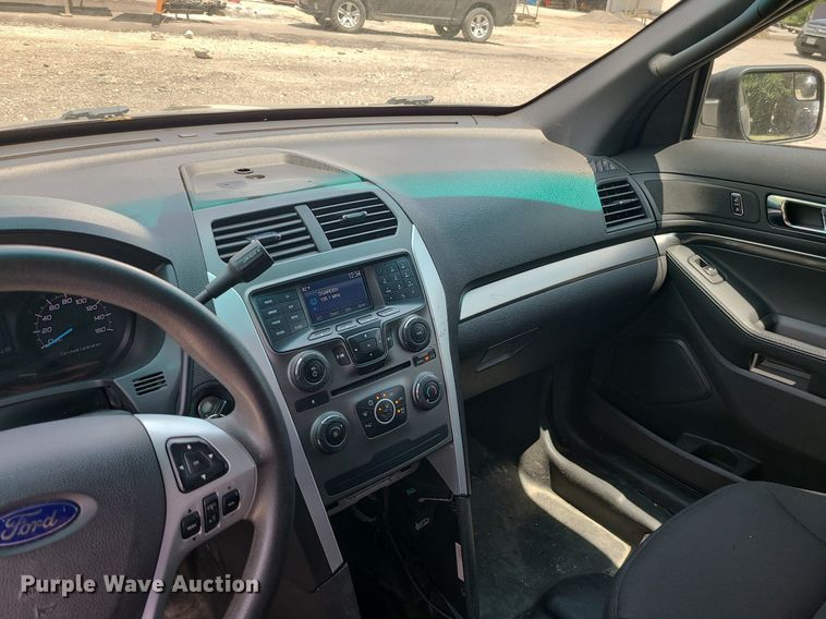 image for item MO9846 2015 Ford Explorer Police Interceptor  SUV