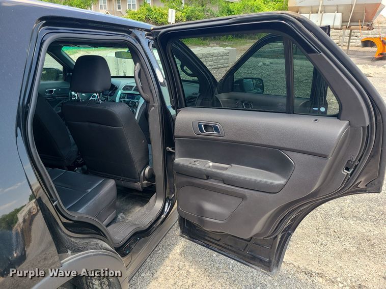 image for item MO9846 2015 Ford Explorer Police Interceptor  SUV