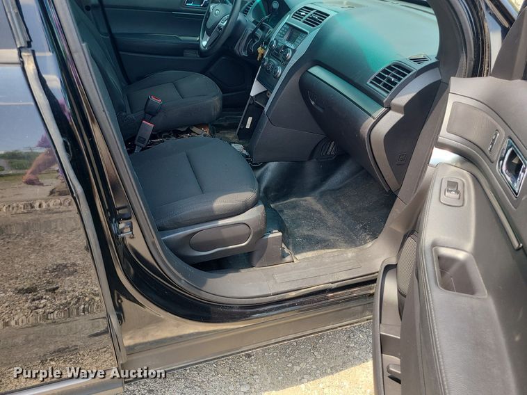 image for item MO9846 2015 Ford Explorer Police Interceptor  SUV