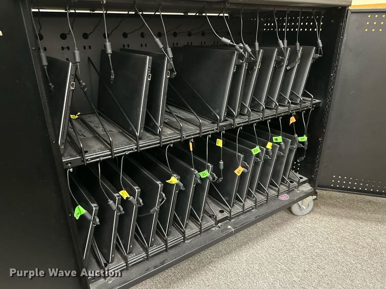 image for item MR9114 (25) Lenovo Thinkpad laptops