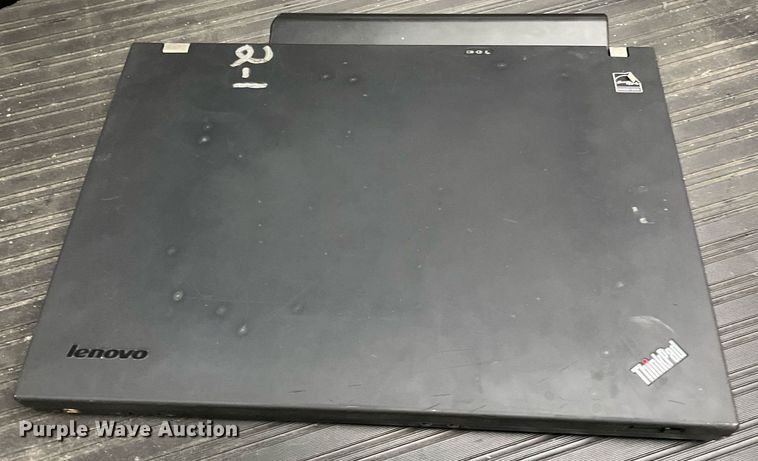 image for item MR9116 (21) Lenovo Thinkpads laptops