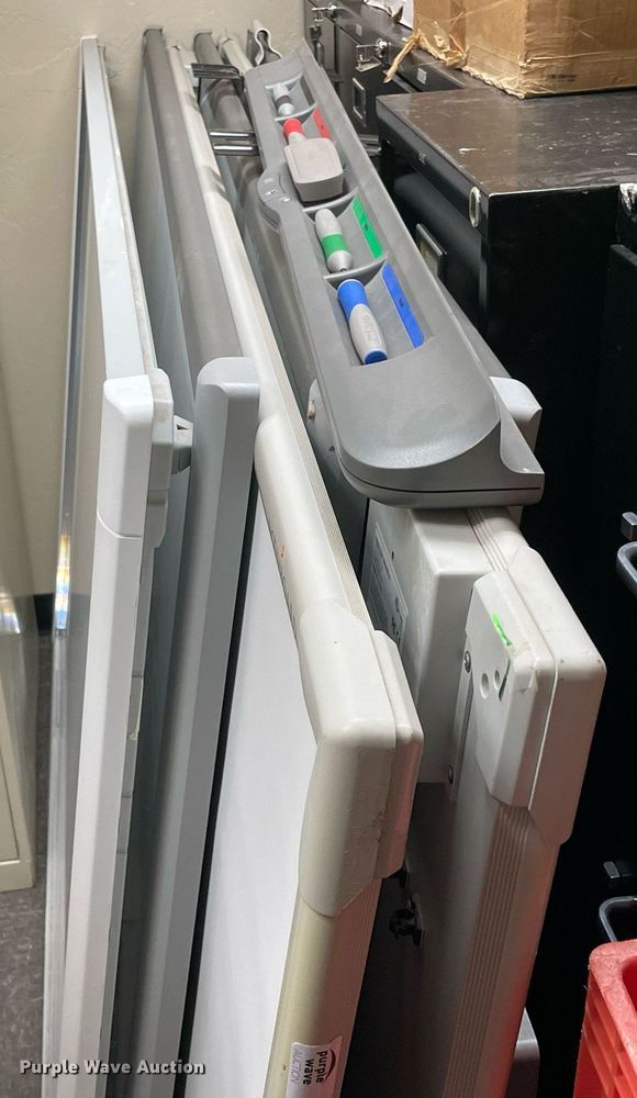 image for item MR9117 Office equipment