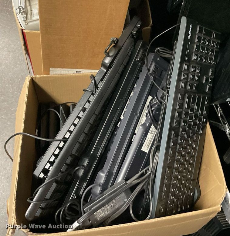 image for item MR9118 Office equipment