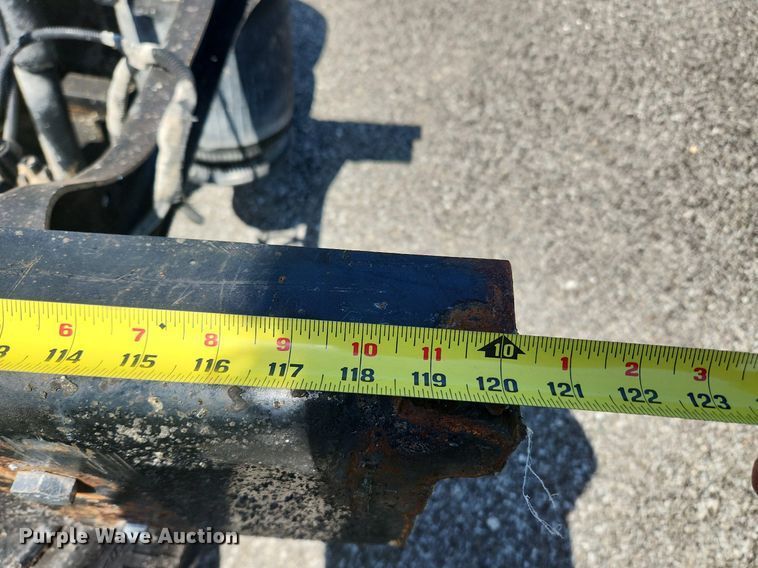 image for item MW9714 2008 International DuraStar 4300  truck cab and chassis