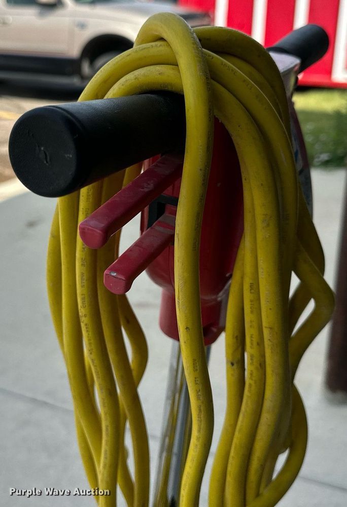 image for item NP9710 2011 Viper VN2015  floor buffer