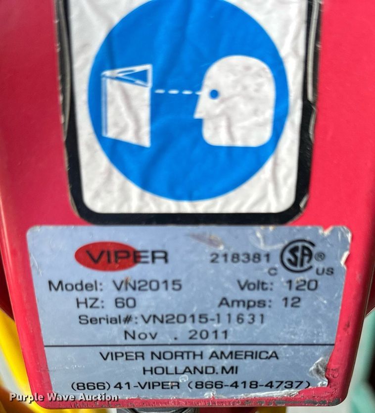 image for item NP9710 2011 Viper VN2015  floor buffer