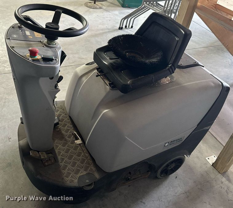 image for item NP9712 Nilfisk Advance Terra 3700B  floor sweeper