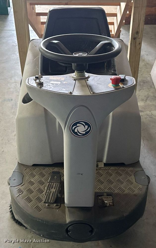 image for item NP9712 Nilfisk Advance Terra 3700B  floor sweeper