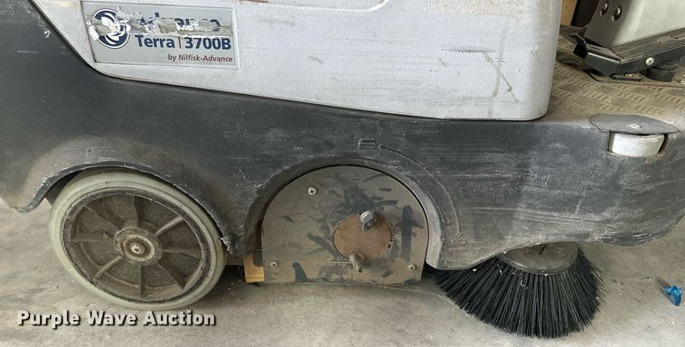 image for item NP9712 Nilfisk Advance Terra 3700B  floor sweeper