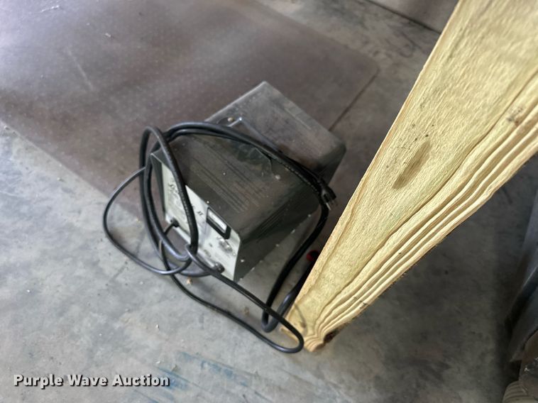 image for item NP9712 Nilfisk Advance Terra 3700B  floor sweeper