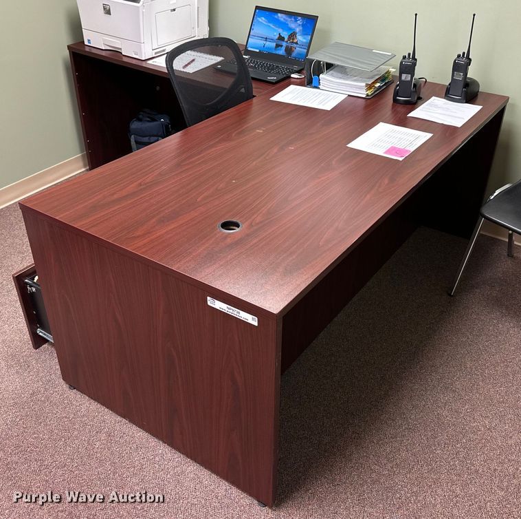 image for item NP9738 Desk