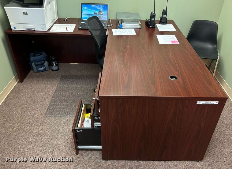 image for item NP9738 Desk