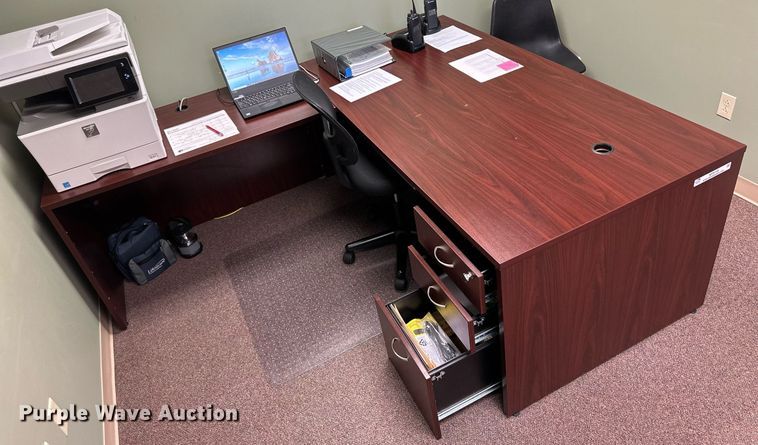 image for item NP9738 Desk