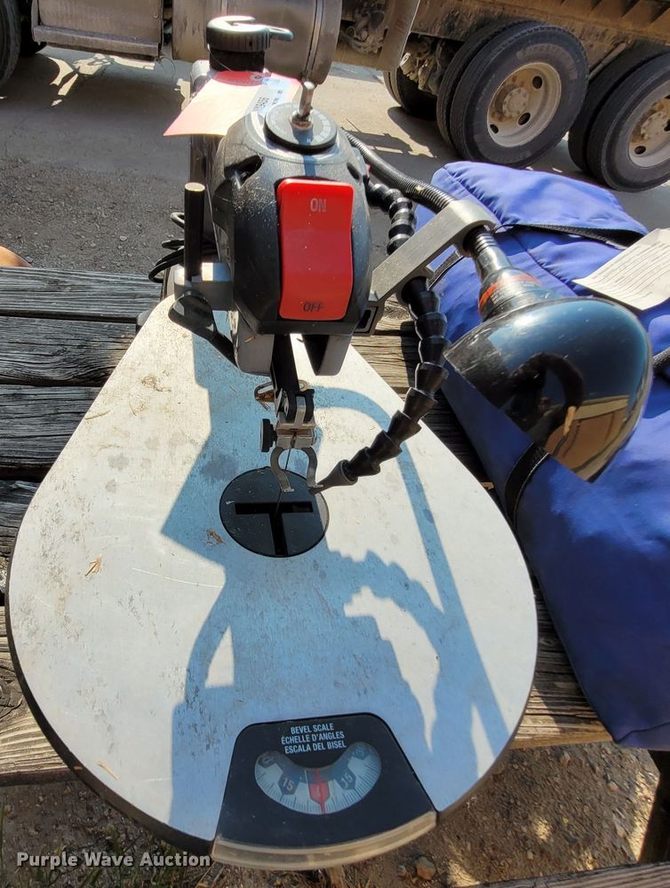 image for item NX9456 Porter Cable  scroll saw