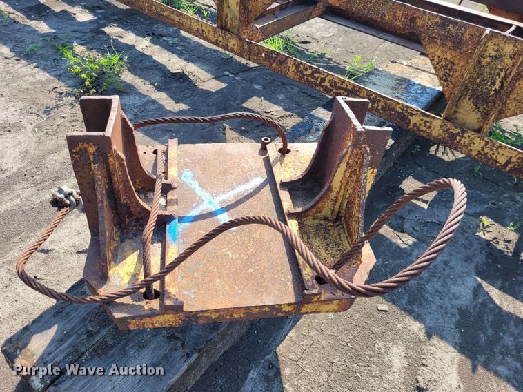 image for item NX9463 Pile driver