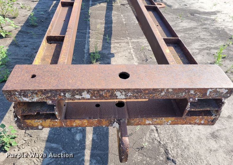 image for item NX9463 Pile driver