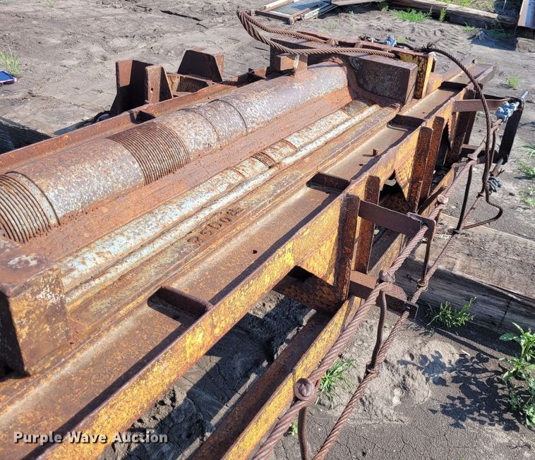 image for item NX9463 Pile driver