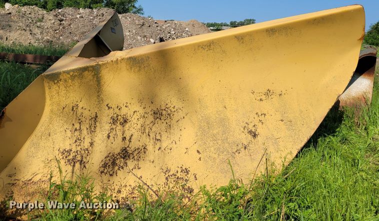 image for item NX9466 Balderson BV11  V-plow