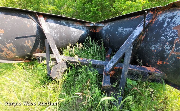 image for item NX9467 Balderson BV11  V-plow