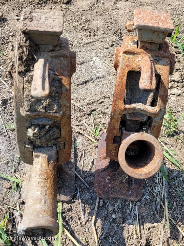 image for item NX9475 (8) jacks