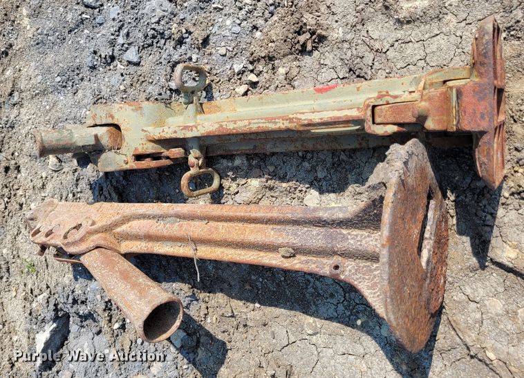 image for item NX9475 (8) jacks