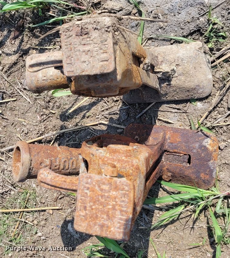 image for item NX9475 (8) jacks